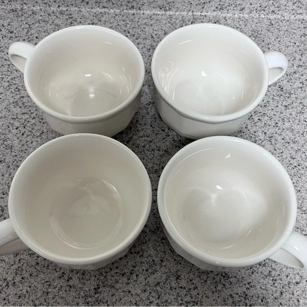 Pfaltzgraff Heritage Pattern White Ceramic Mugs - Picture 2 of 9